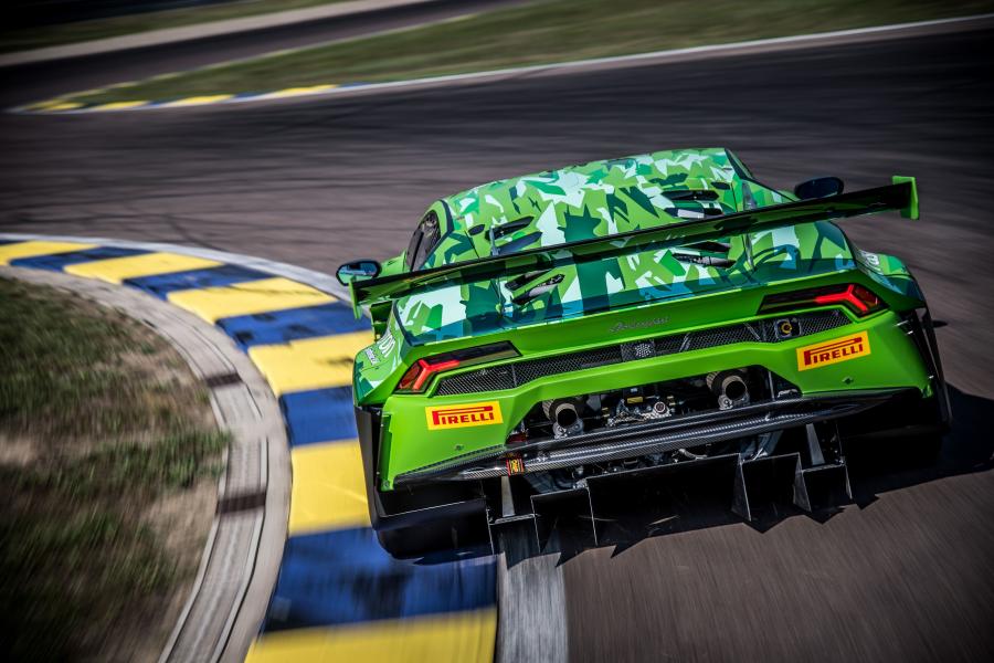  Lamborghini Huracan GT3 EVO 2018 года  (фото 7 из 21)